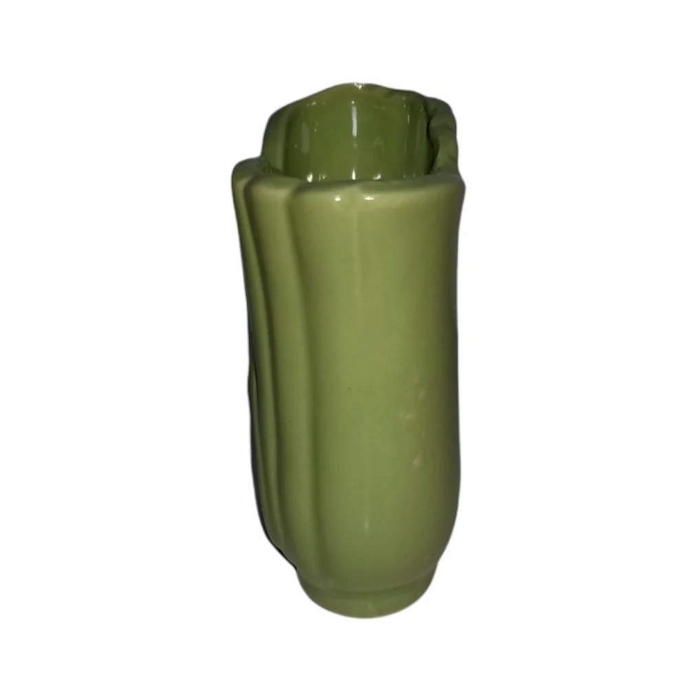 Vintage green art deco ceramic tulip vase rib pattern